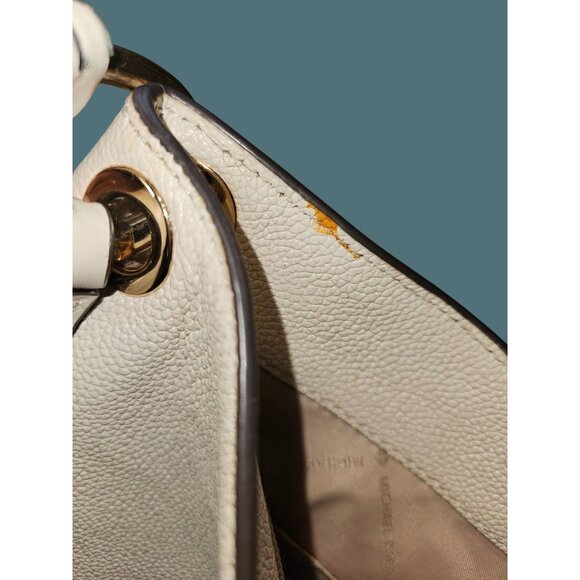 Michael Kors Nicole Leather Pebbled Shoulder Bag Off White or Cream - Picture 11 of 16